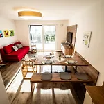 Motzenhof - Stadtnaehe Salzburg - Modernes Bauernhoferlebnis Inklusive Apartamento Adnet