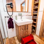 Motzenhof - Stadtnaehe Salzburg - Modernes Bauernhoferlebnis Inklusive Adnet