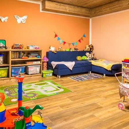 Motzenhof - Stadtnaehe Salzburg - Modernes Bauernhoferlebnis Inklusive Appartement