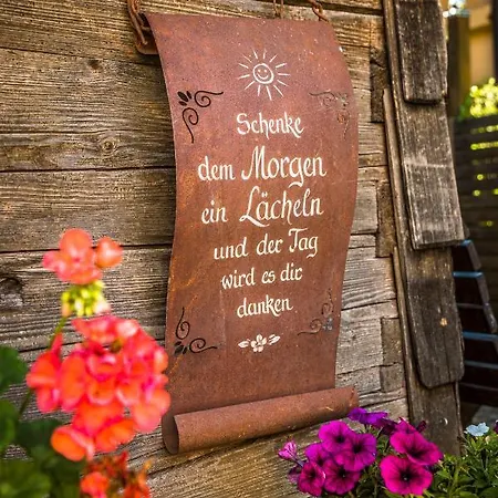 Motzenhof - Stadtnaehe Salzburg - Modernes Bauernhoferlebnis Inklusive Daire *