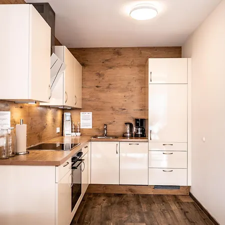 Motzenhof - Stadtnaehe Salzburg - Modernes Bauernhoferlebnis Inklusive Apartamento Adnet