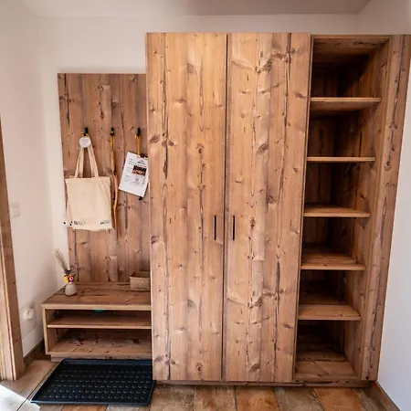 Motzenhof - Stadtnaehe Salzburg - Modernes Bauernhoferlebnis Inklusive