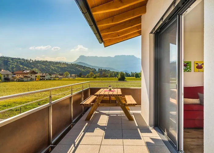 Motzenhof - Stadtnaehe Salzburg - Modernes Bauernhoferlebnis Inklusive